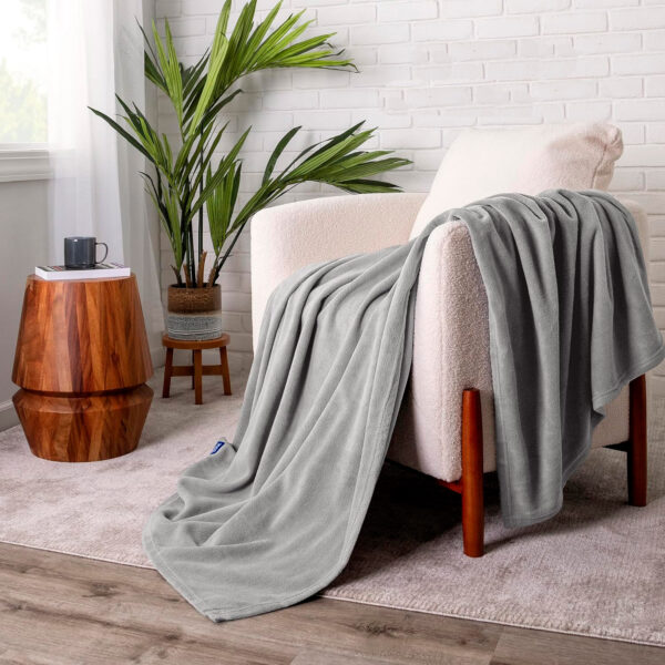 Colcha Polar Color Plomo plata Premium Gruesa - Imagen 4